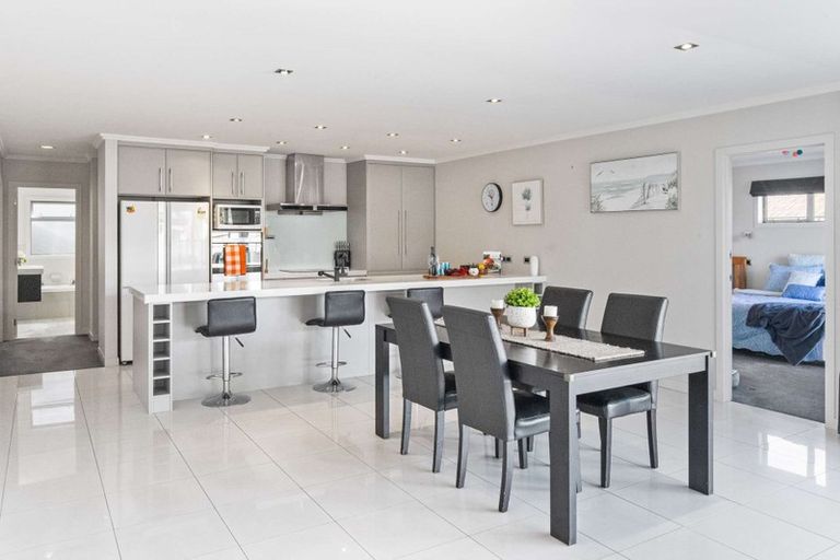 Photo of property in 15a Mckenzie Road, Owhata, Rotorua, 3010