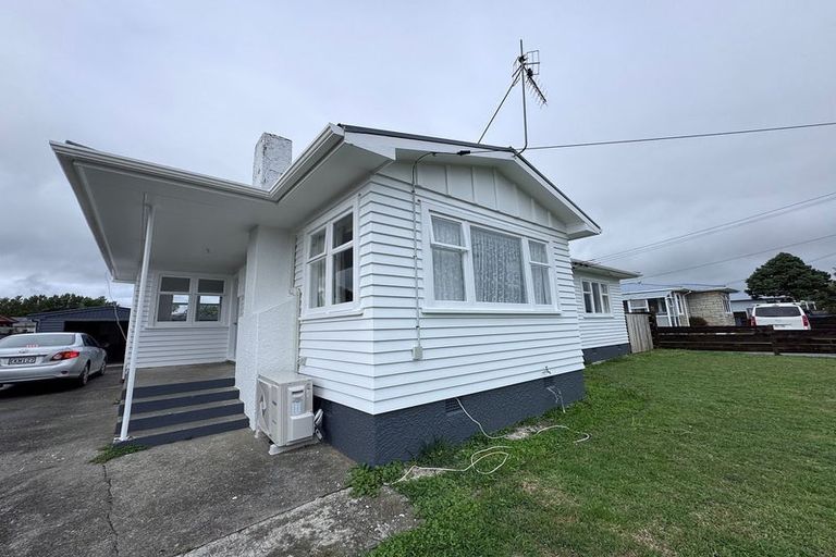Photo of property in 22 Ferguson Street, Levin, 5510