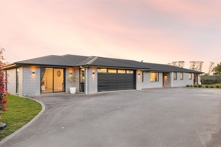 Photo of property in 44 Eastons Road, Westport, 7825