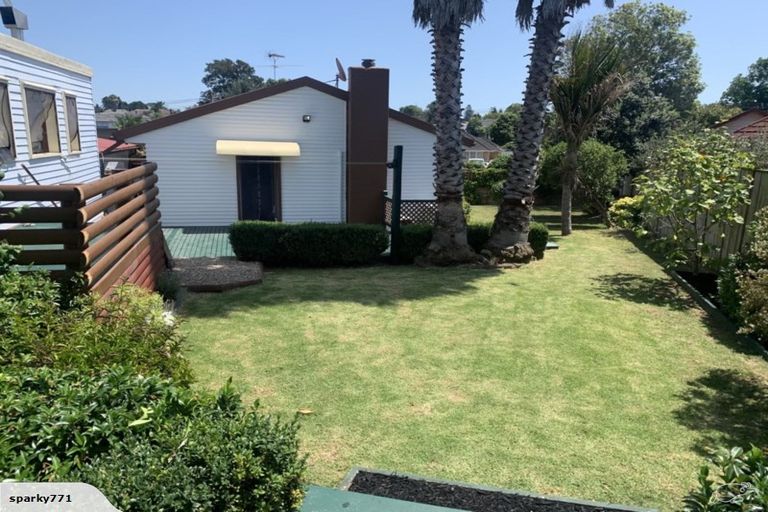 Photo of property in 10 Buller Crescent, Manurewa, Auckland, 2102