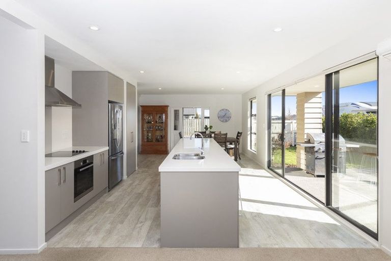 Photo of property in 10 Whitney Court, Rolleston, 7615