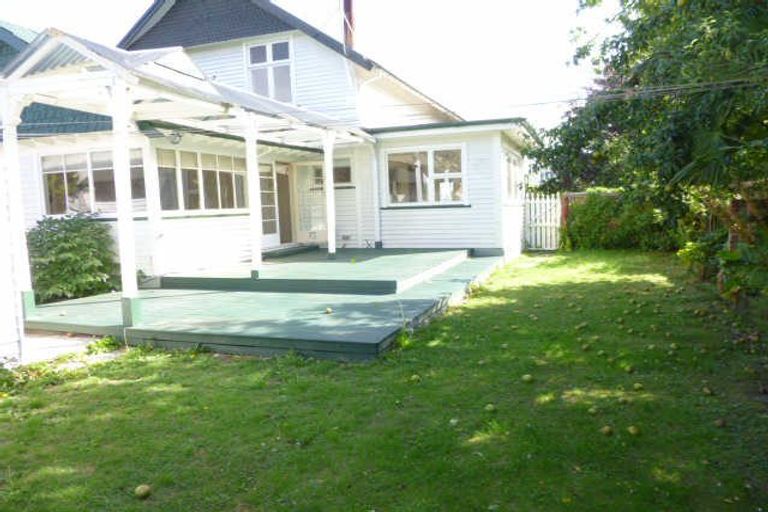 Photo of property in 34 Straven Road, Riccarton, Christchurch, 8011