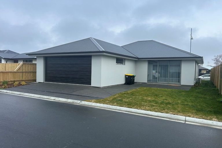 Photo of property in 12 Edlin Lane, Pegasus, 7612