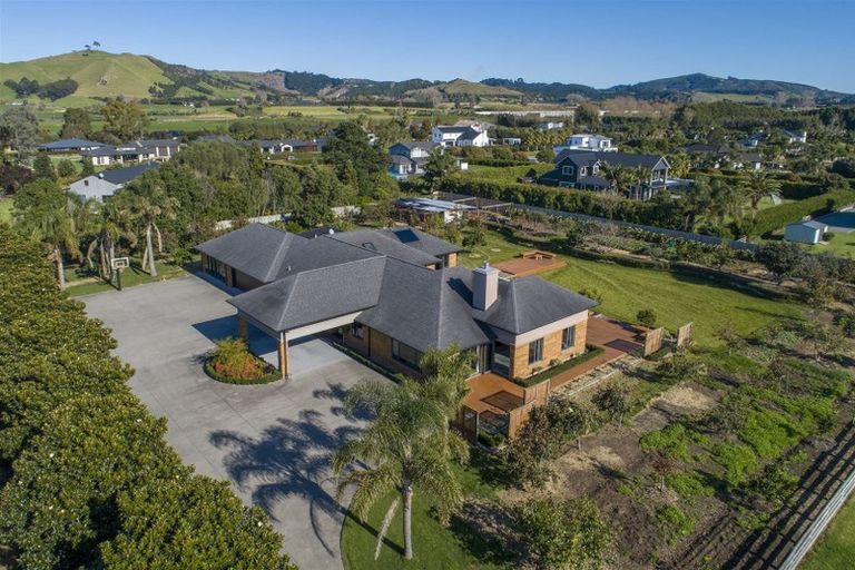 Photo of property in 33 Twin Oak Avenue, Papamoa Beach, Papamoa, 3118