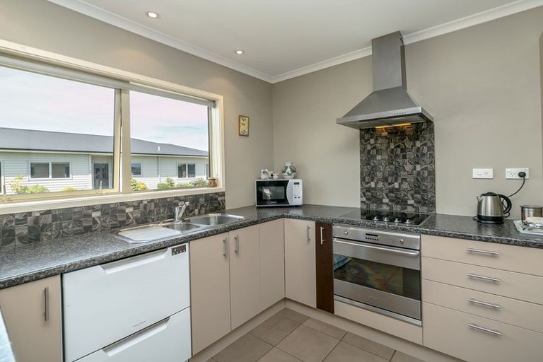 Photo of property in 40a William Wong Place, Carterton, 5713