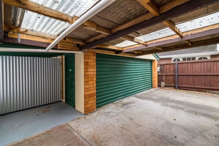Photo of property in 53 Parkstone Avenue, Ilam, Christchurch, 8041