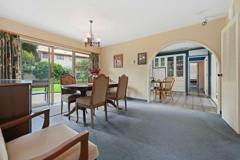 Photo of property in 51 Glen Lynne Avenue, Queenwood, Hamilton, 3210