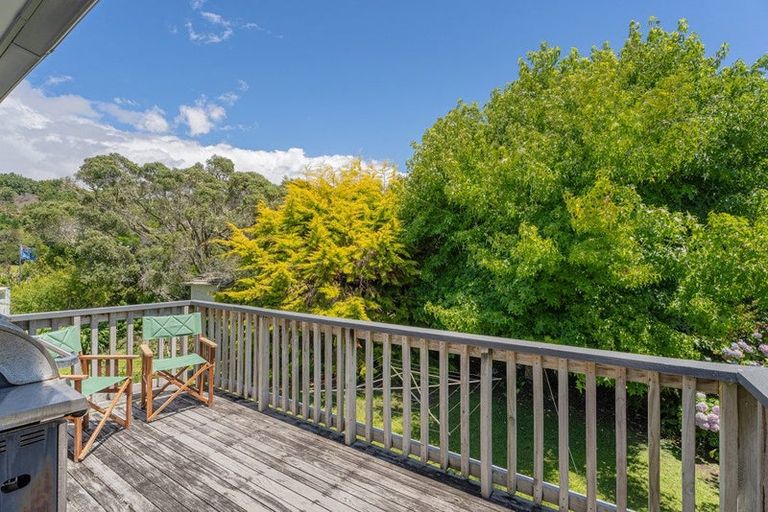 Photo of property in 11 Parkland Place, Whitianga, 3510