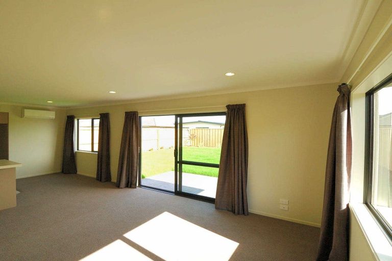 Photo of property in 35 Pakohe Street, Pegasus, 7612