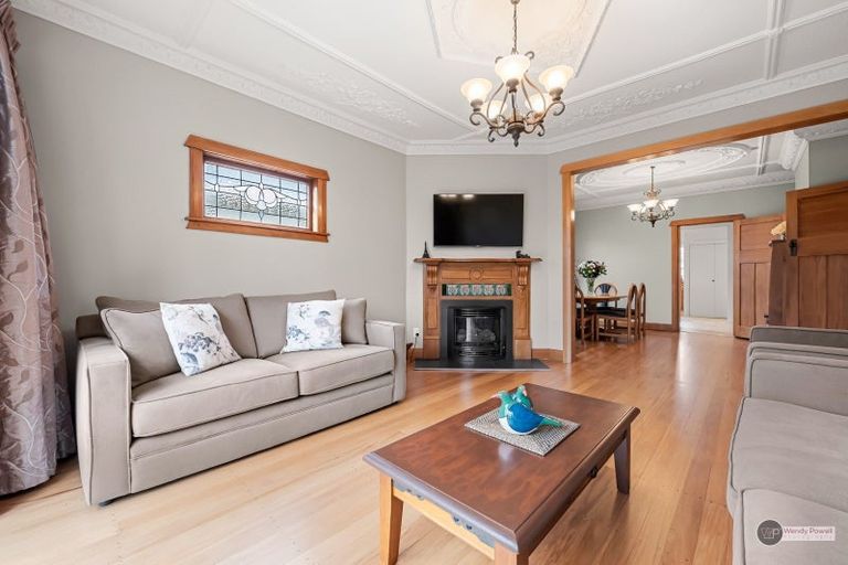 Photo of property in 10 Kauri Street, Woburn, Lower Hutt, 5011