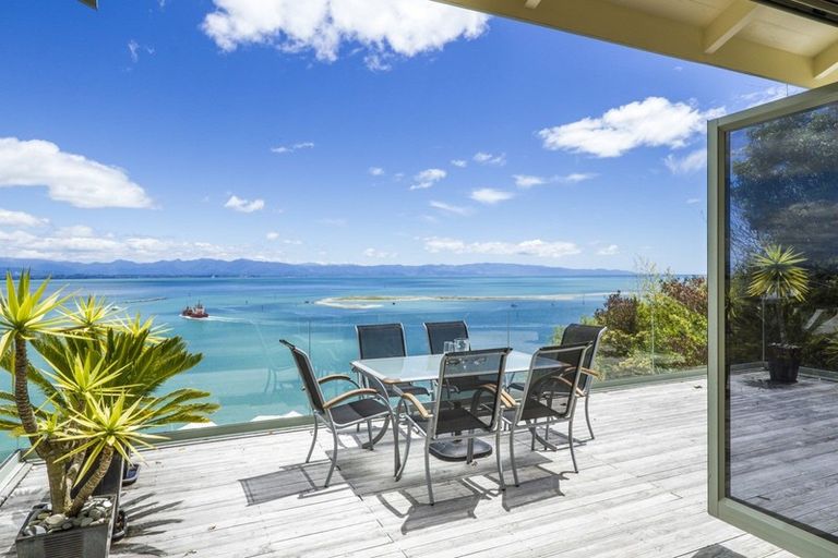 Photo of property in 5 Harbour Terrace, Stepneyville, Nelson, 7010