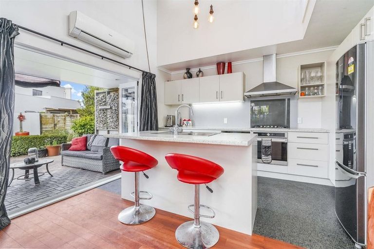 Photo of property in 51 Nielsen Gardens, Rototuna, Hamilton, 3210