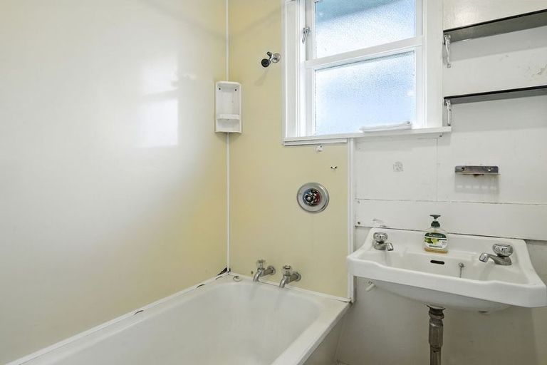 Photo of property in 25 Lowe Street, Liberton, Dunedin, 9010