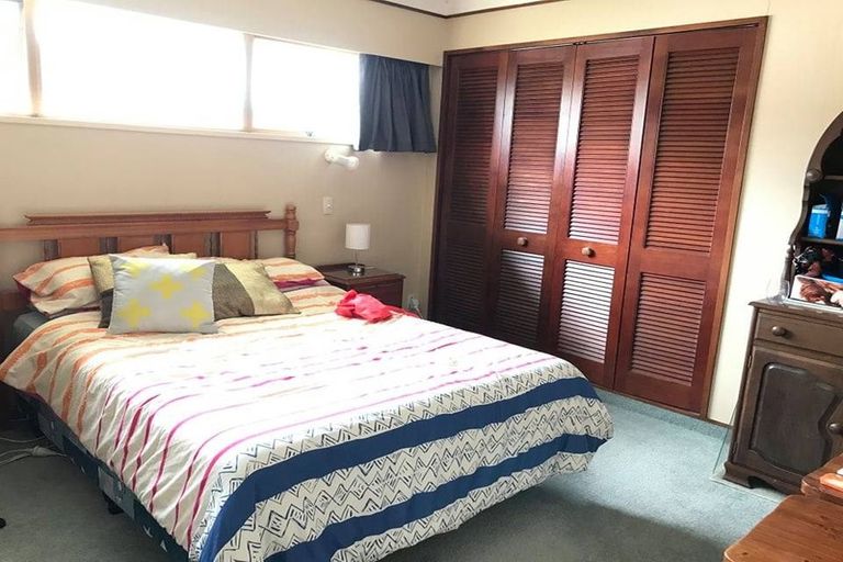 Photo of property in 9 Gilbass Avenue, Hamilton Lake, Hamilton, 3204