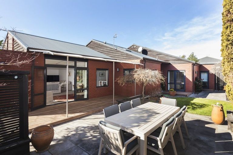 Photo of property in 9 Bretts Road, St Albans, Christchurch, 8052