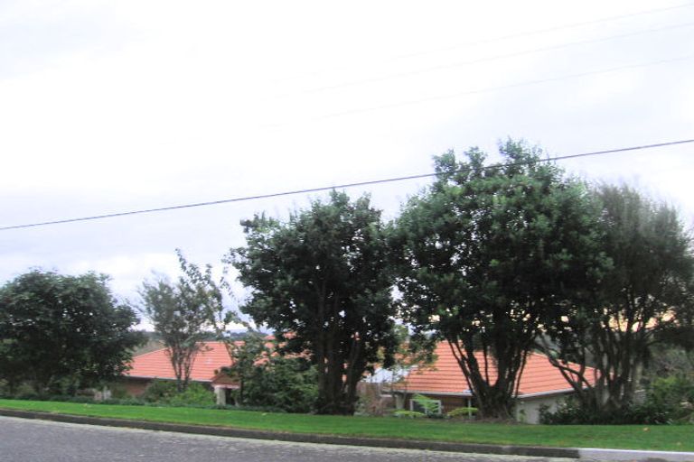 Photo of property in 66 Huia Street, Waikanae, 5036