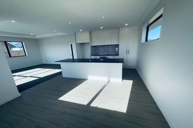 Photo of property in 27 Horoeka Street, Russley, Christchurch, 8042