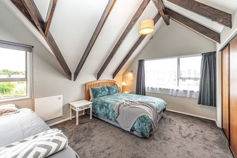 Photo of property in 18 Warwick Place, Springvale, Whanganui, 4501