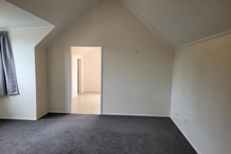 Photo of property in 273 Henwood Road, Paraite, New Plymouth, 4372