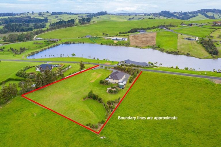 Photo of property in 38 Daniel Parade, Mangawhai, Wellsford, 0975