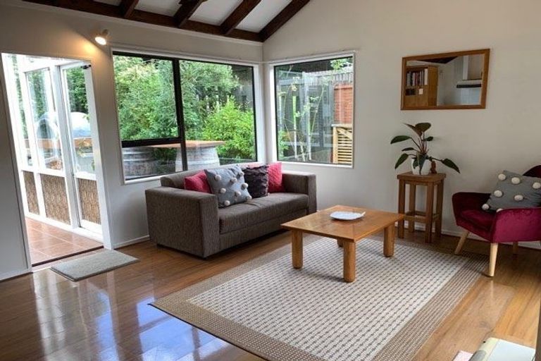 Photo of property in 38 Peterhouse Street, Tawa, Wellington, 5028