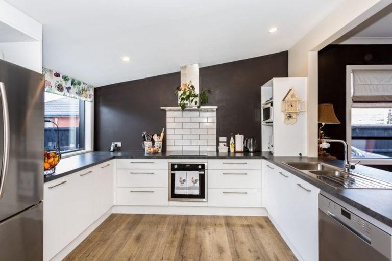 Photo of property in 22 Bordesley Street, Phillipstown, Christchurch, 8011