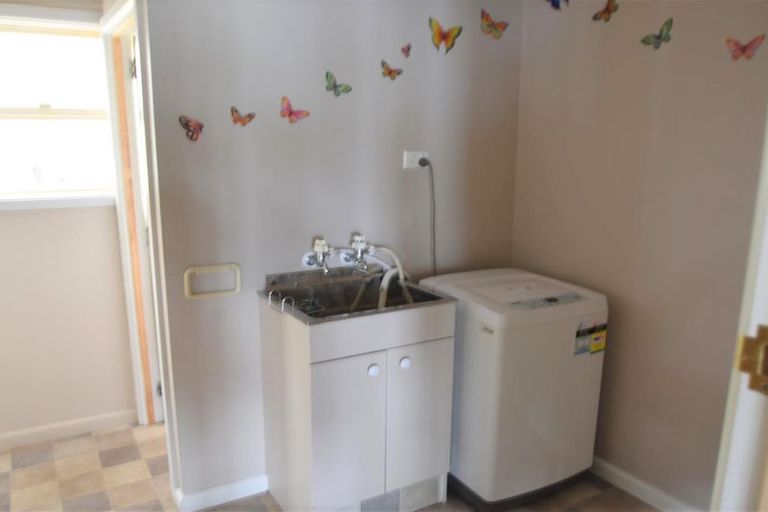 Photo of property in 35 Jollie Road, Twizel, 7901