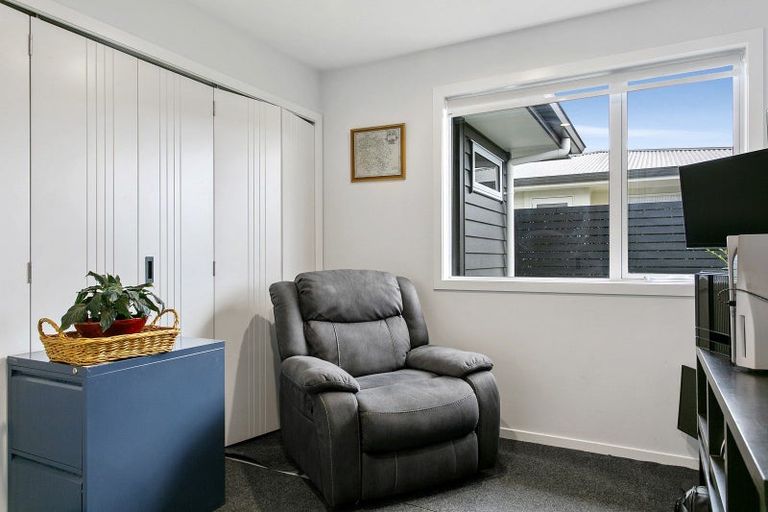 Photo of property in 27 Noumea Drive, Rangatira Park, Taupo, 3330