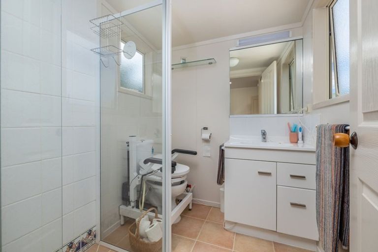 Photo of property in 20 Pohutukawa Drive, Cable Bay, 0420