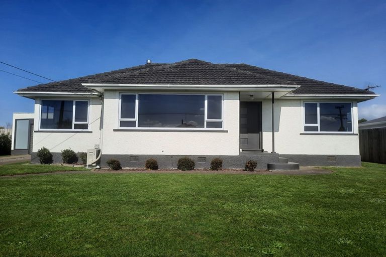 Photo of property in 15 Campbell Street, Hawera, 4610