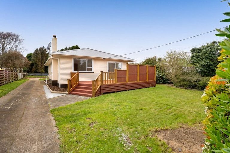Photo of property in 58 Reid Avenue, Hawera, 4610