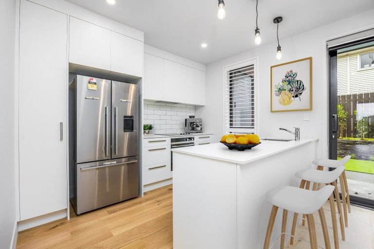 Photo of property in 7d Treasury Place, Onehunga, Auckland, 1061