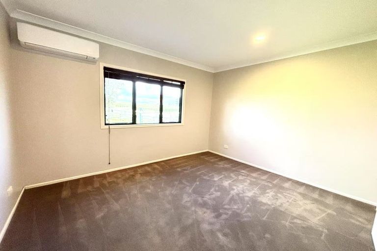 Photo of property in 76 Galloway Road, Karaka, Papakura, 2580
