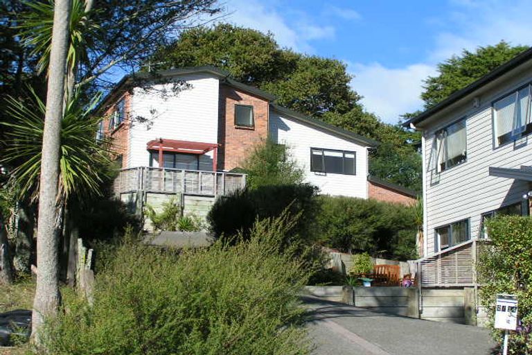 Photo of property in 14 Catrina Avenue, Birkenhead, Auckland, 0626