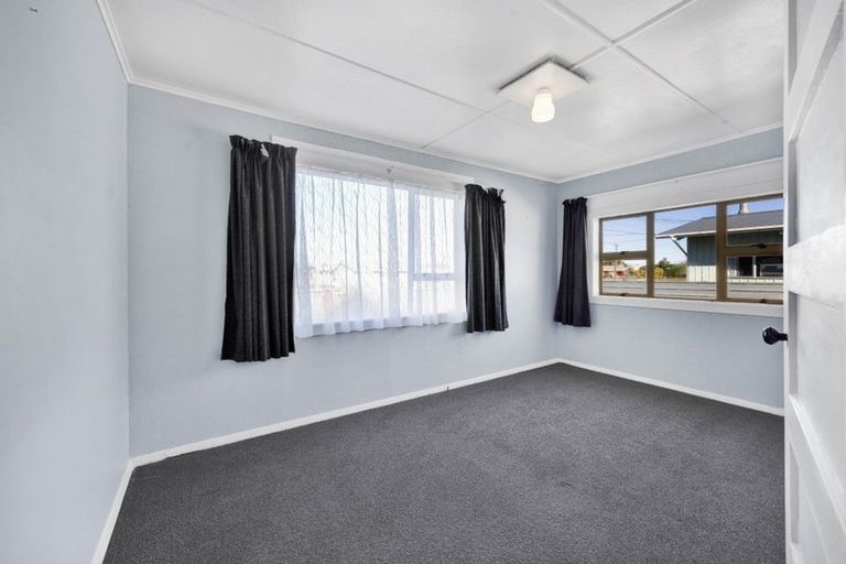 Photo of property in 46 Hussey Street, Waverley, 4510
