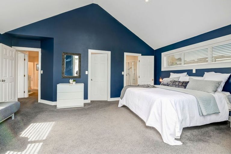 Photo of property in 57 Esther Place, Red Beach, 0932