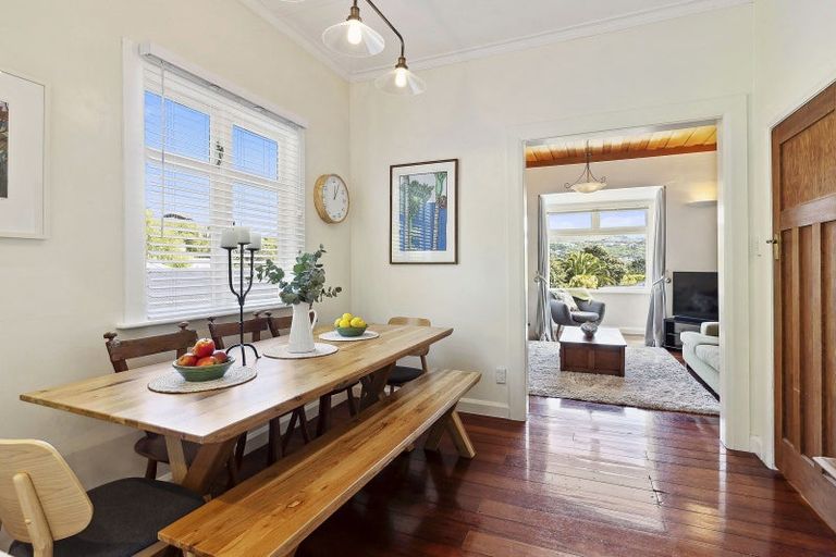 Photo of property in 48 Jackson Street, Island Bay, Wellington, 6023