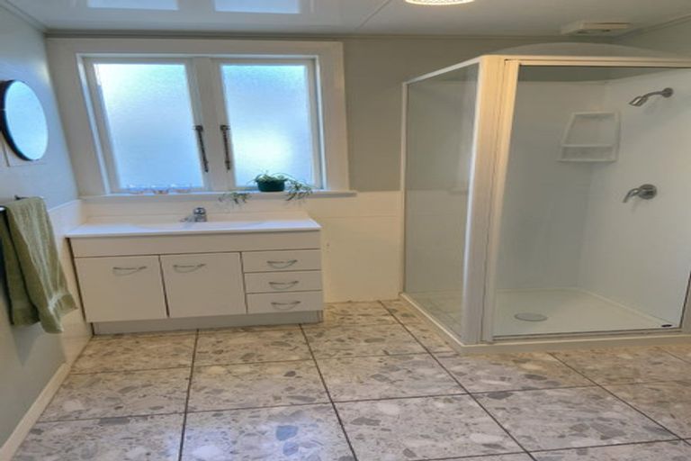 Photo of property in 93 Webb Street, Mount Cook, Wellington, 6011