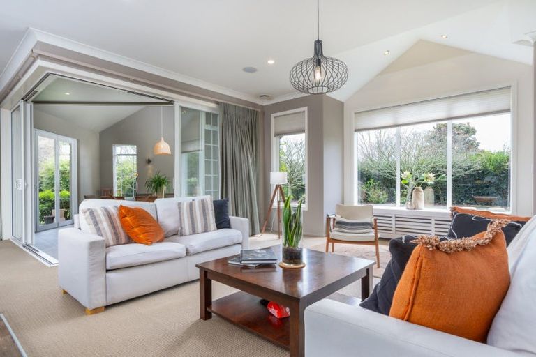 Photo of property in 37 Greenvale Close, Tamahere, Hamilton, 3283