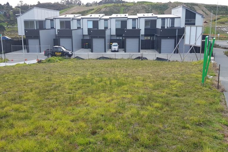 Photo of property in 8 Flotilla Place, Long Bay, Auckland, 0630