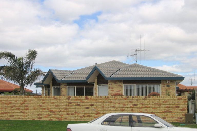 Photo of property in 118 Gloucester Road, Mount Maunganui, 3116