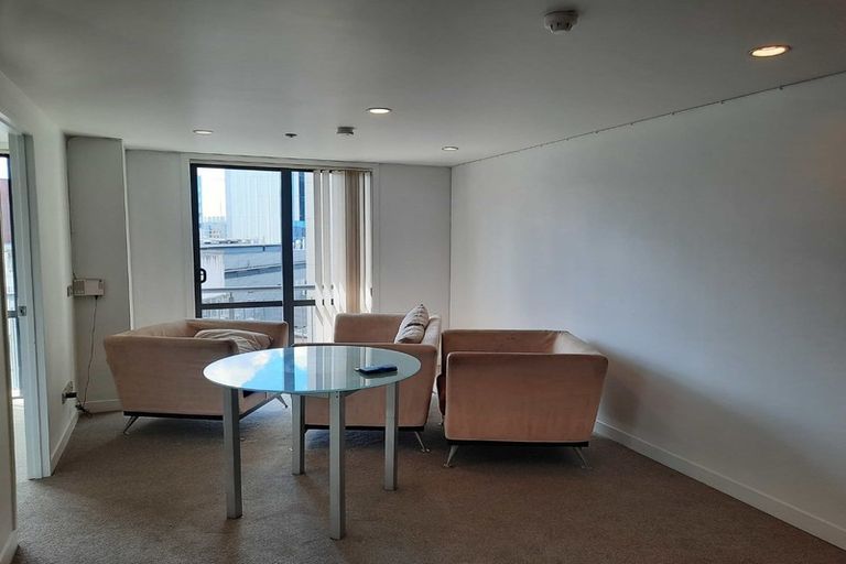Photo of property in Sapphire Apartments, 811/76 Wakefield Street, Auckland Central, Auckland, 1010