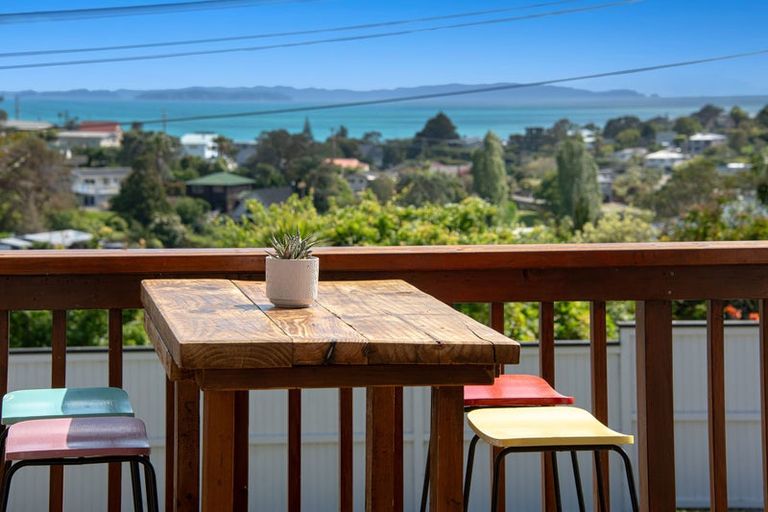 Photo of property in 12 Norfolk Road, Stanmore Bay, Whangaparaoa, 0932