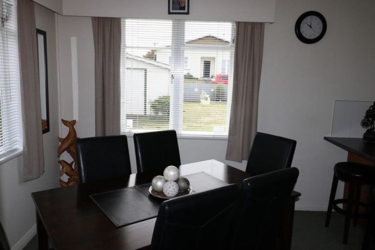 Photo of property in 8a Puriri Street, Gonville, Whanganui, 4501