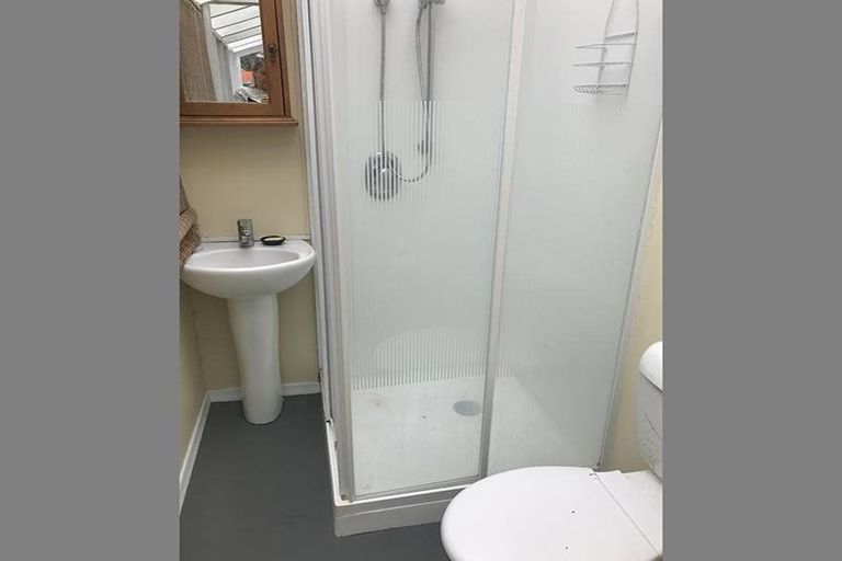 Photo of property in 57 Takahe Road, Titirangi, Auckland, 0604