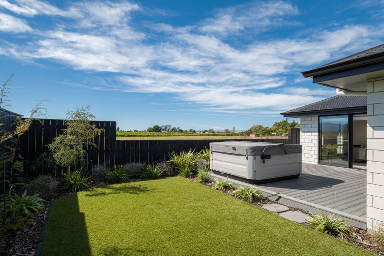 Photo of property in 8 Whitehall Drive, Springlands, Blenheim, 7201