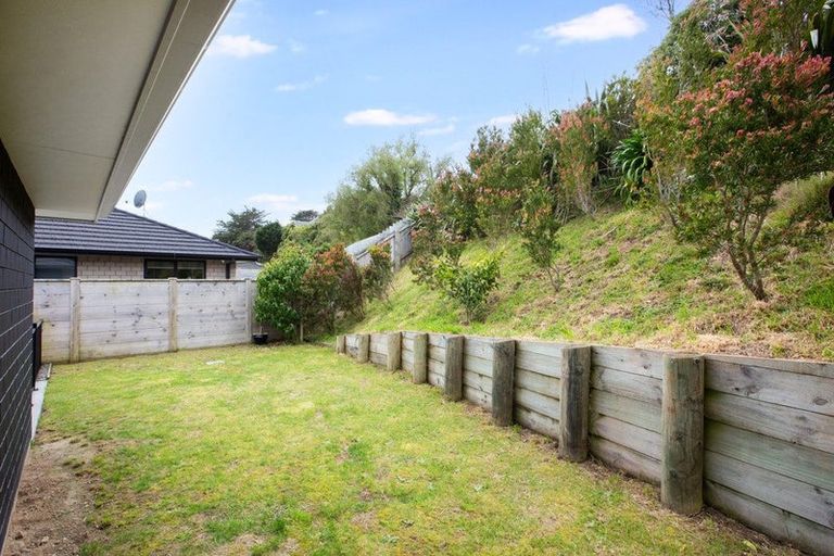 Photo of property in 39 Tradewinds Drive, Whitby, Porirua, 5024