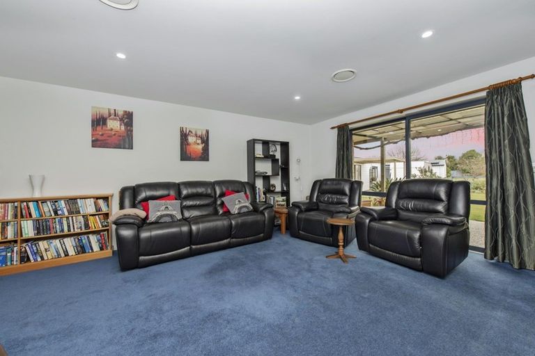 Photo of property in 3 Petticoat Lane, Doyleston, 7682