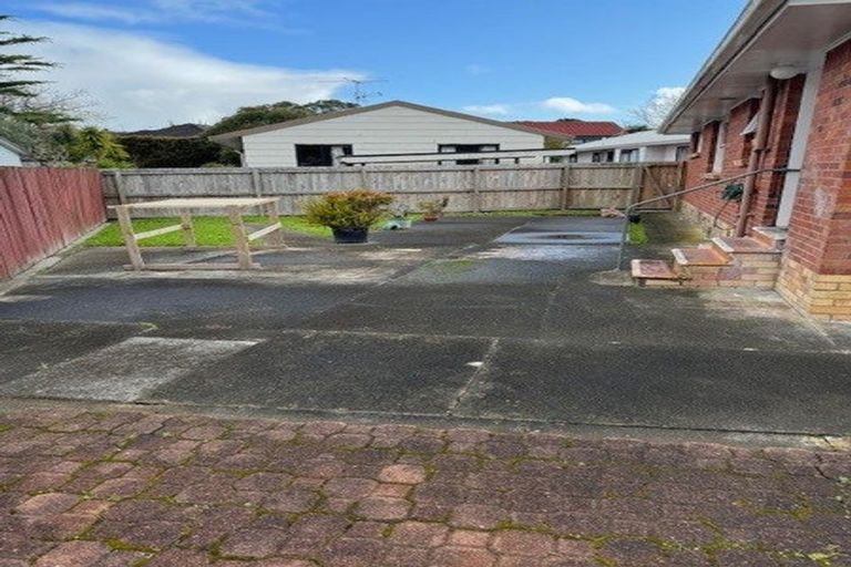 Photo of property in 3/20 Ocean View Road, Northcote, Auckland, 0627