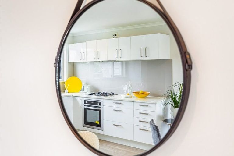 Photo of property in 61 Archibald Road, Kelston, Auckland, 0602